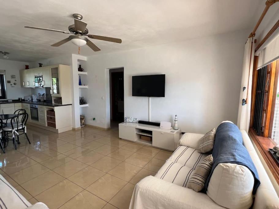Casa Mo, 2 Bedroom Apartment Close To The Beach Puerto del Carmen  Luaran gambar