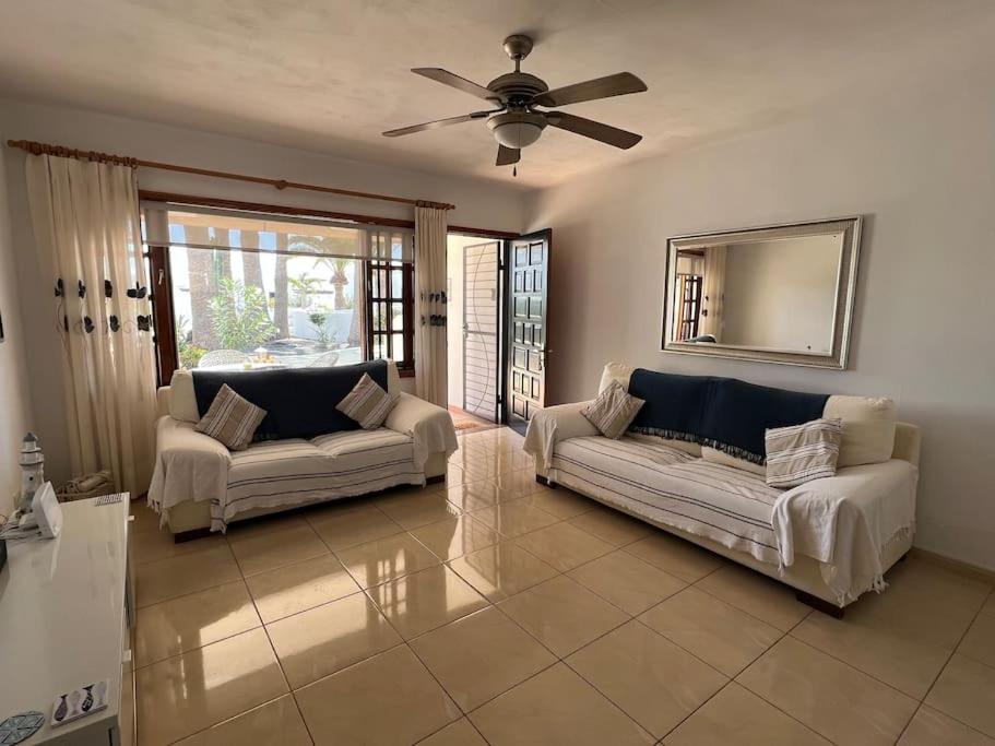 Casa Mo, 2 Bedroom Apartment Close To The Beach Puerto del Carmen  Luaran gambar