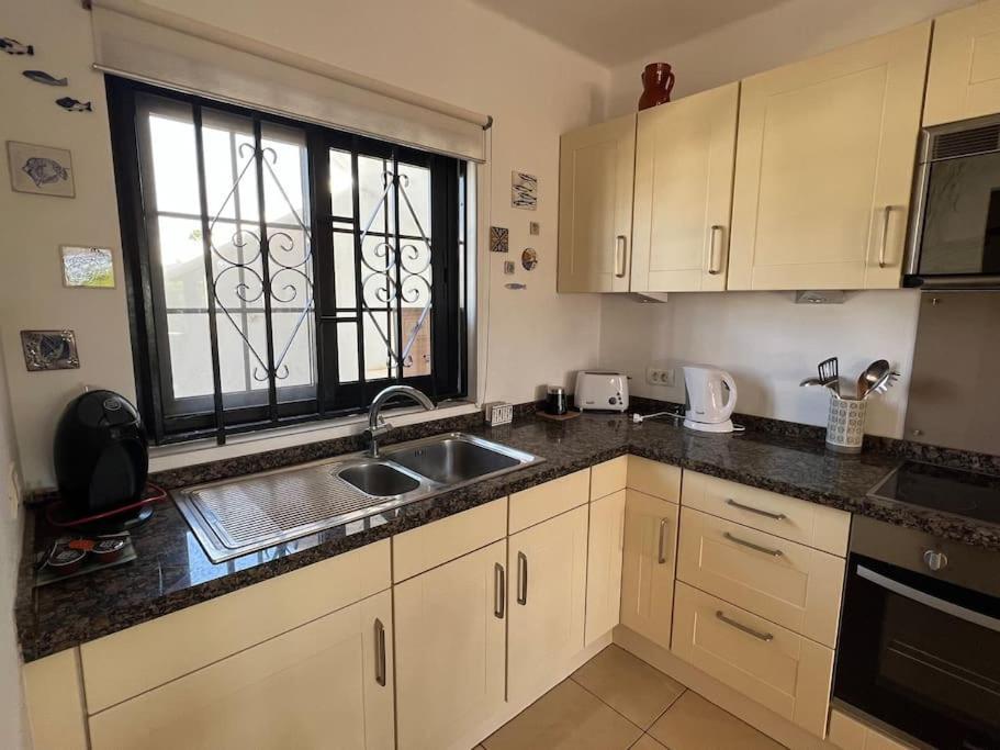 Casa Mo, 2 Bedroom Apartment Close To The Beach Puerto del Carmen  Luaran gambar